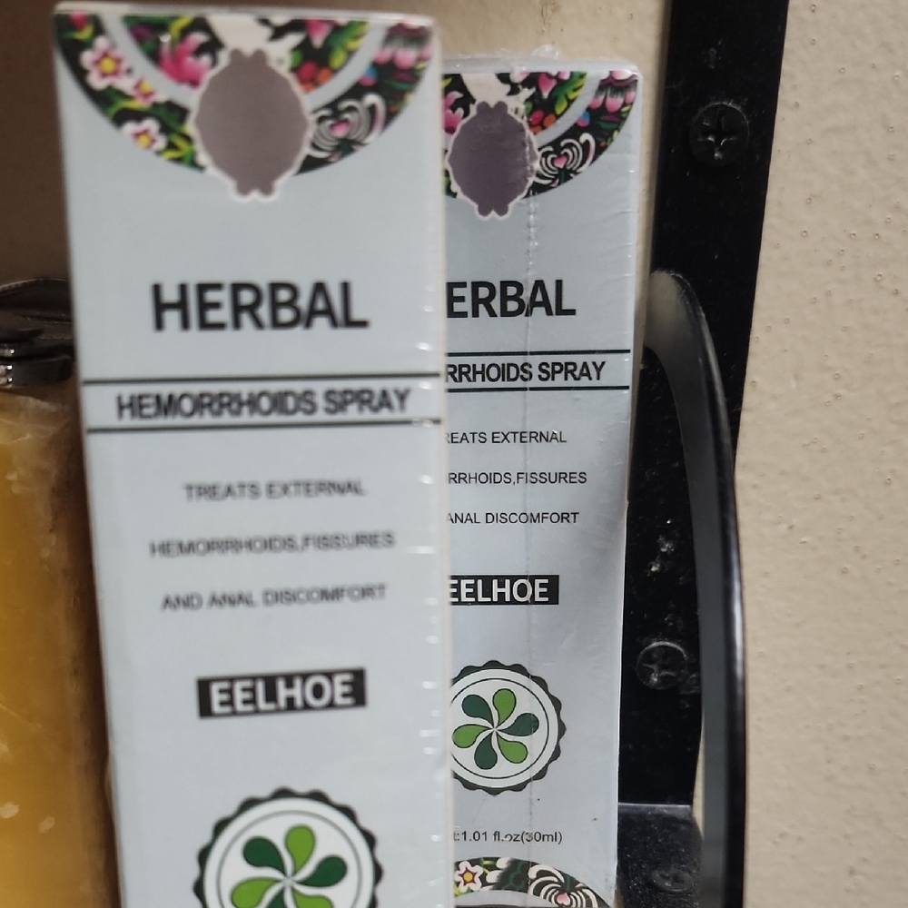 2 Herbal Hemorrhoids Spray